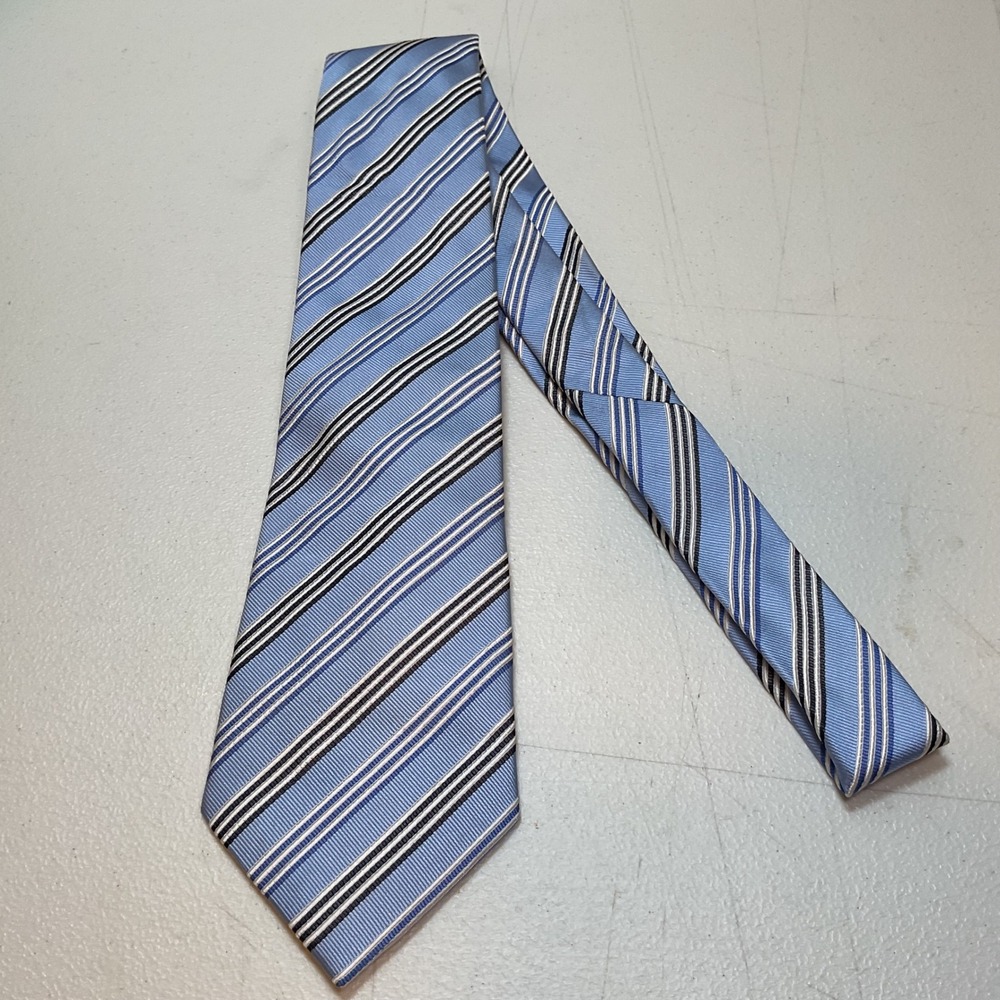 Donald J. Trump Neck Tie Mens Blue Striped Silk Signature Collection Formal 59" - Picture 2 of 6